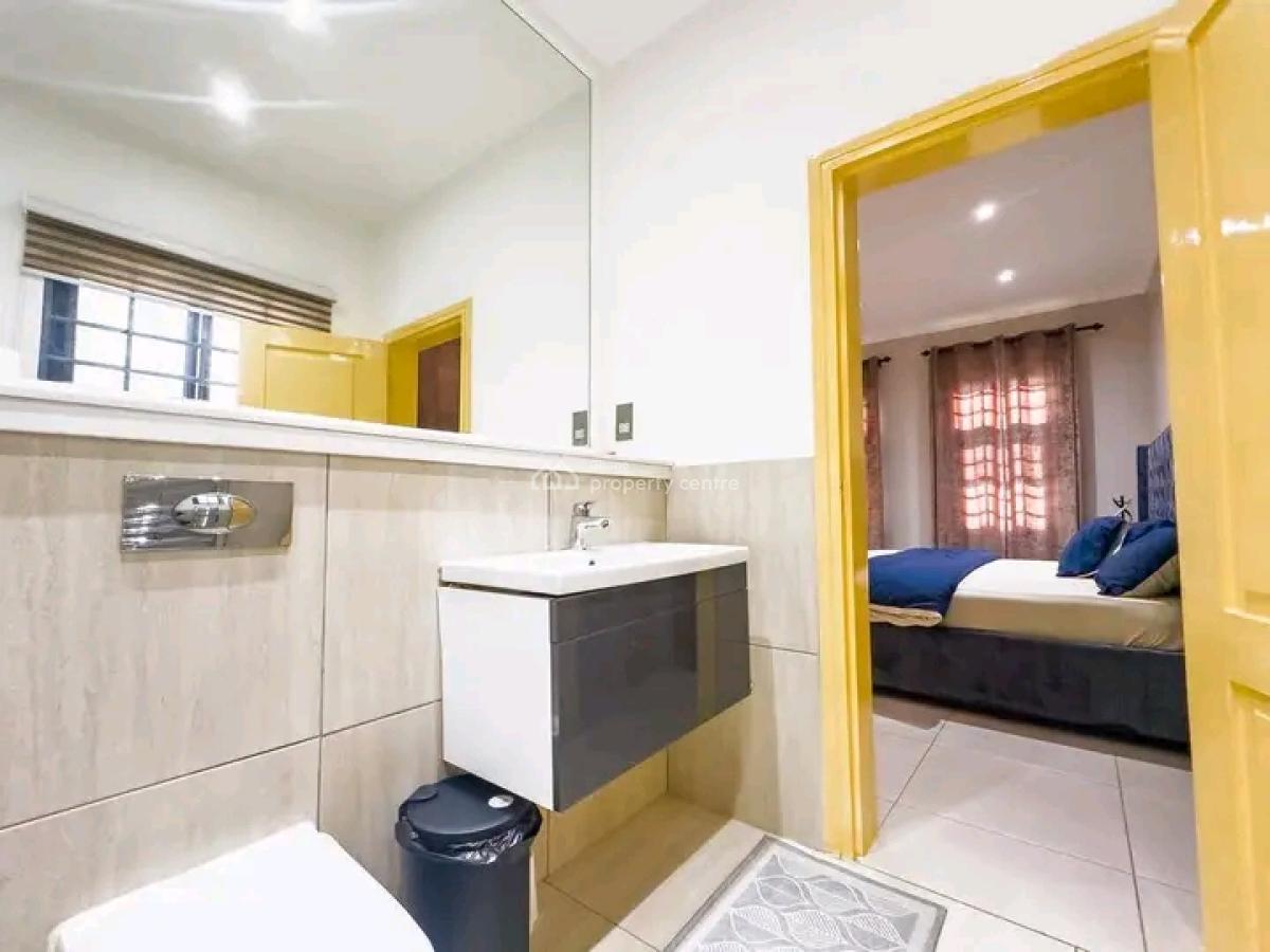 Executive 3-bedroom Townhouse Fully Furnished @ East Airport, East Airport, Airport Residential Area, Accra, Townhouse for Rent