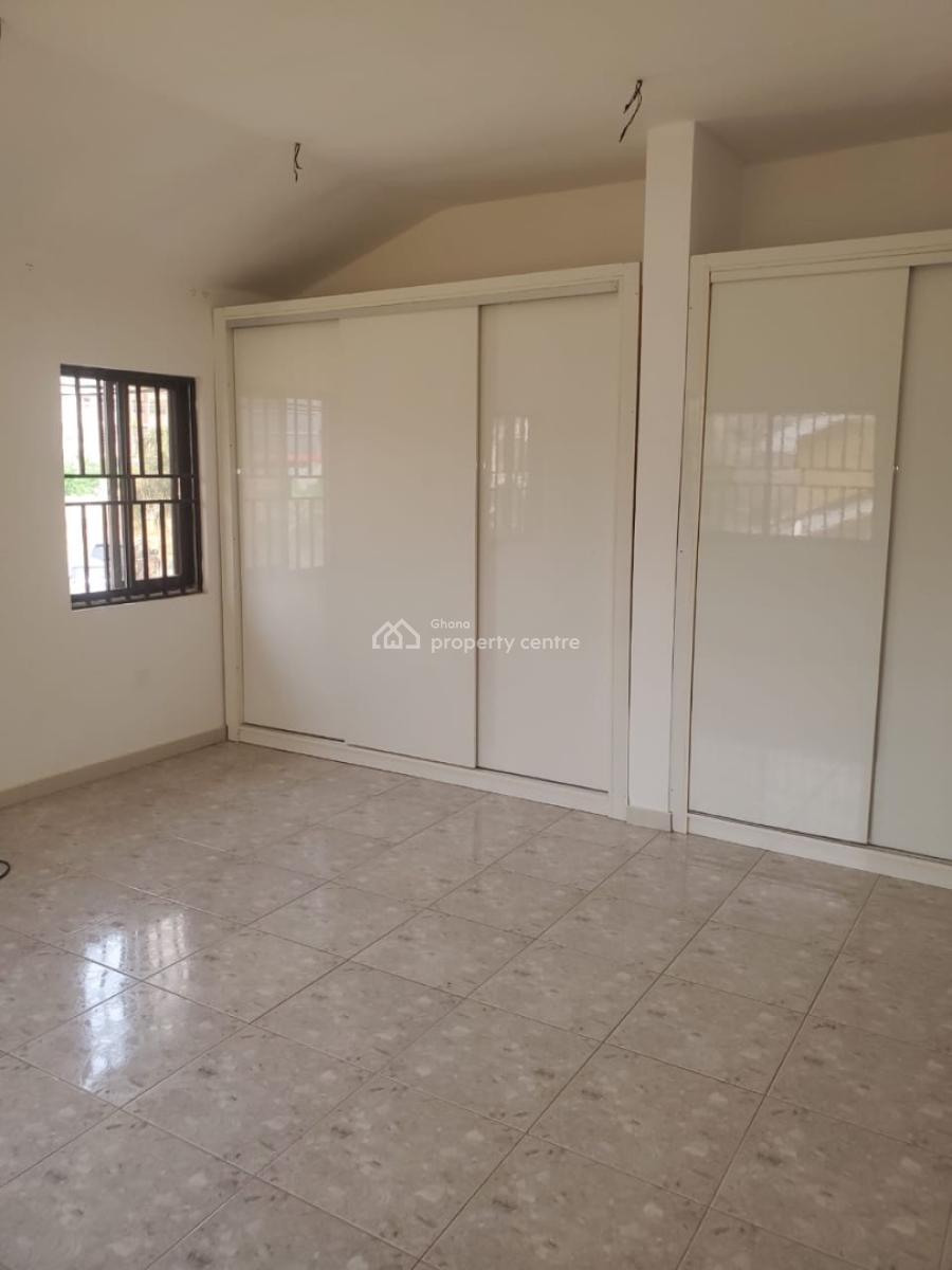 Dome Paraku Estate 6 Bedrooms House, Paraku Estate, Dome, Ga East Municipal, Accra, House for Rent