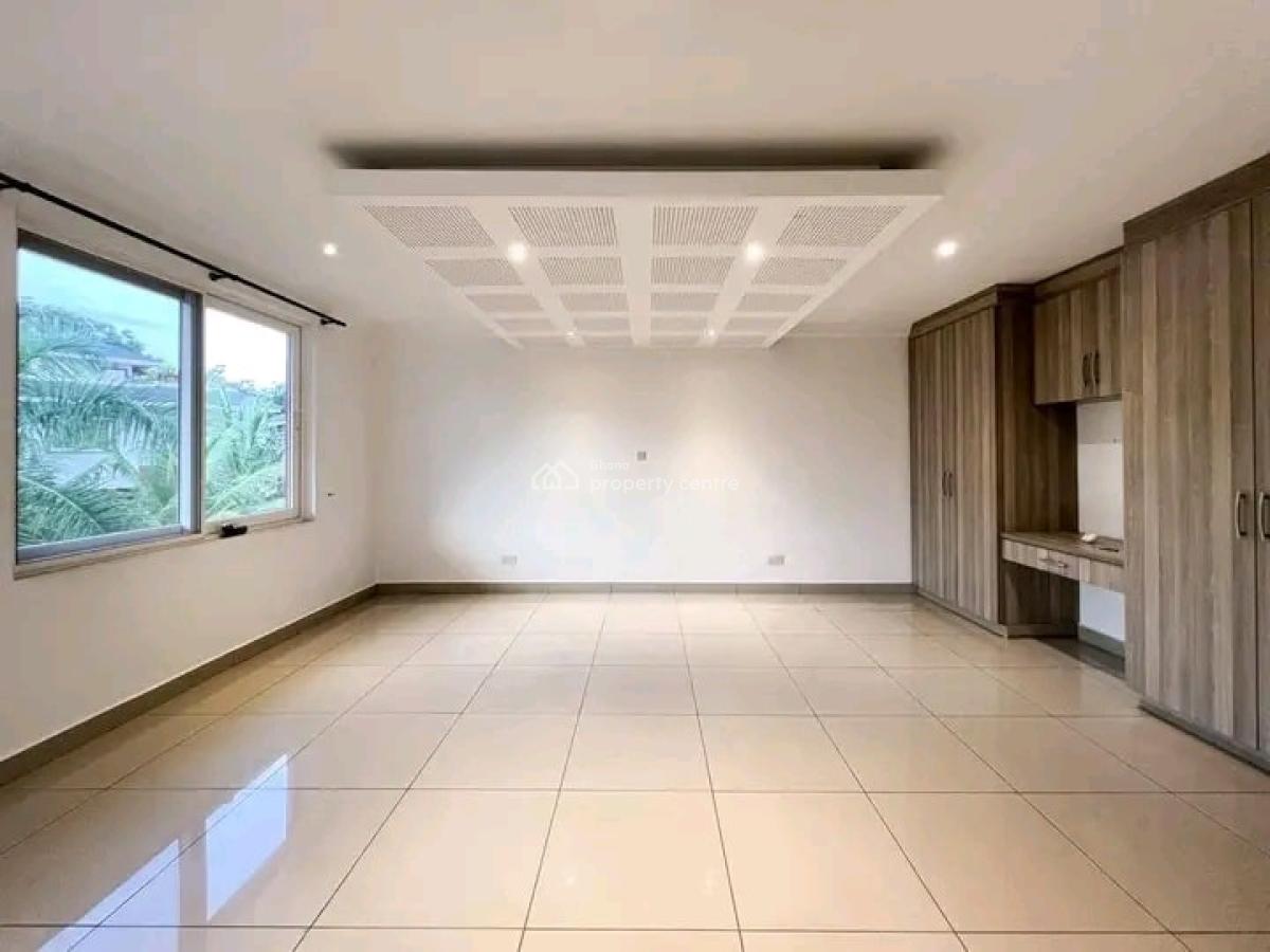 Executive Unfurnished 4 Bedroom, Cantonments, Accra, House for Rent