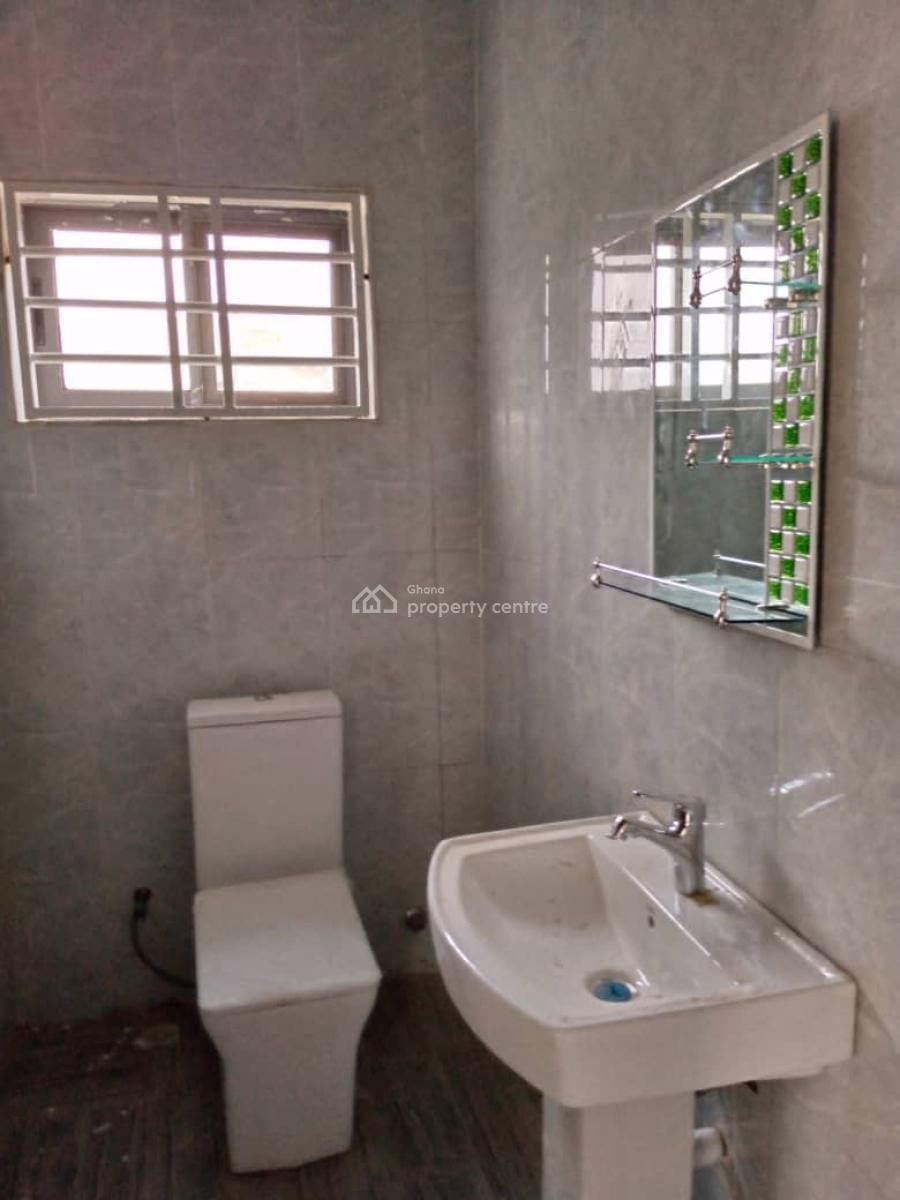Beautiful Modern 3-bedroom in a Mini Estates @ Adenta, Adenta Municipal, Accra, House for Sale