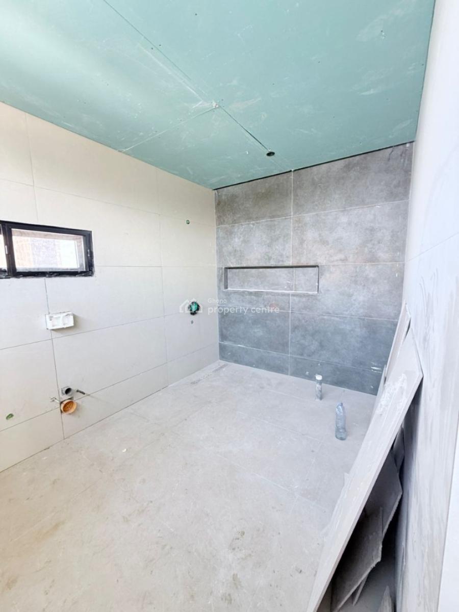 Executive Gated Community 3 Bedroom, East Airport, Airport Residential Area, Accra, House for Sale