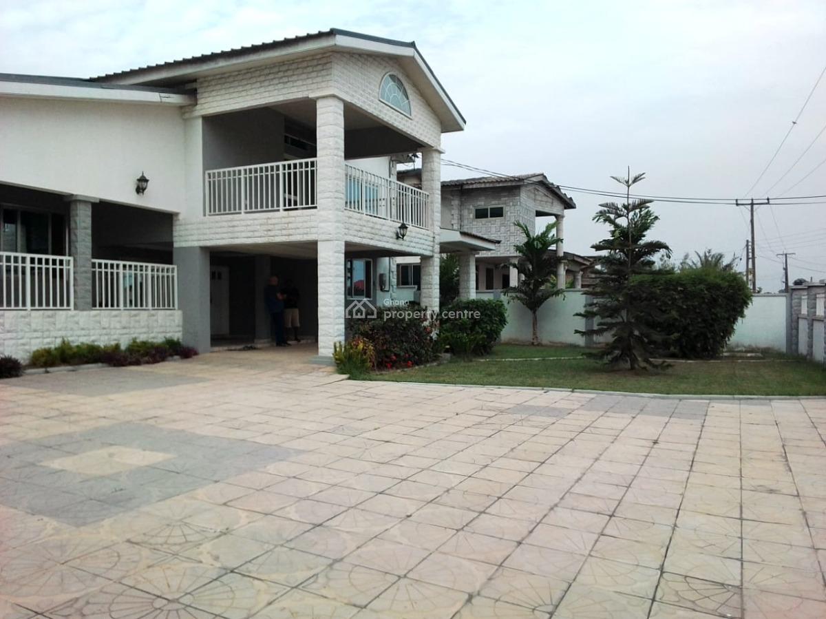 5 Bedrooms, Oduom, on Tech Ejisu Road., Kumasi Metropolitan, Ashanti, House for Sale