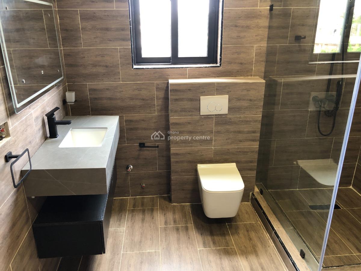 Solid and Modern 4 Bedroom in a Good Location., Pantang Hospital Road, Adenta Municipal, Accra, Detached Duplex for Sale