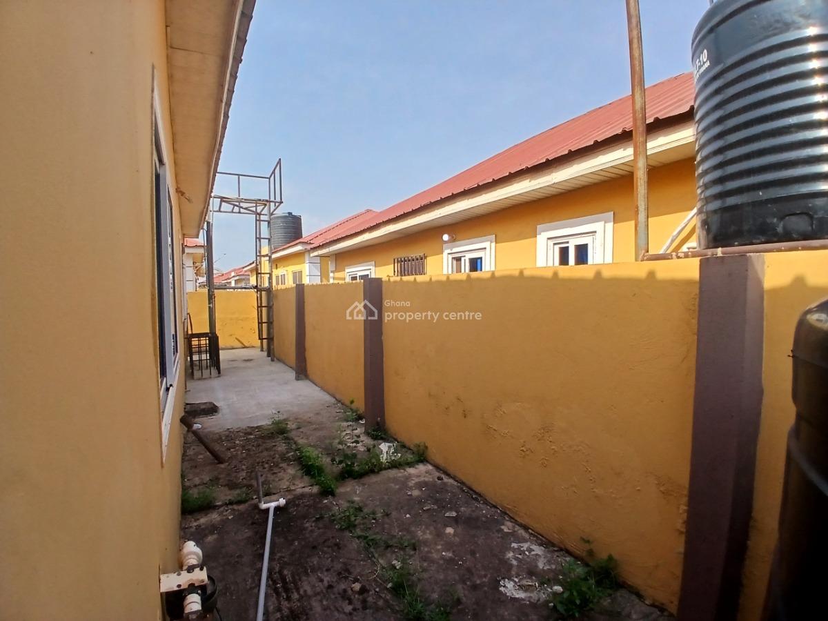 2 Bedroom in a Gated Estate Suitable Commercial Uses., Oyarifa, Adenta Municipal, Accra, Detached Bungalow for Sale
