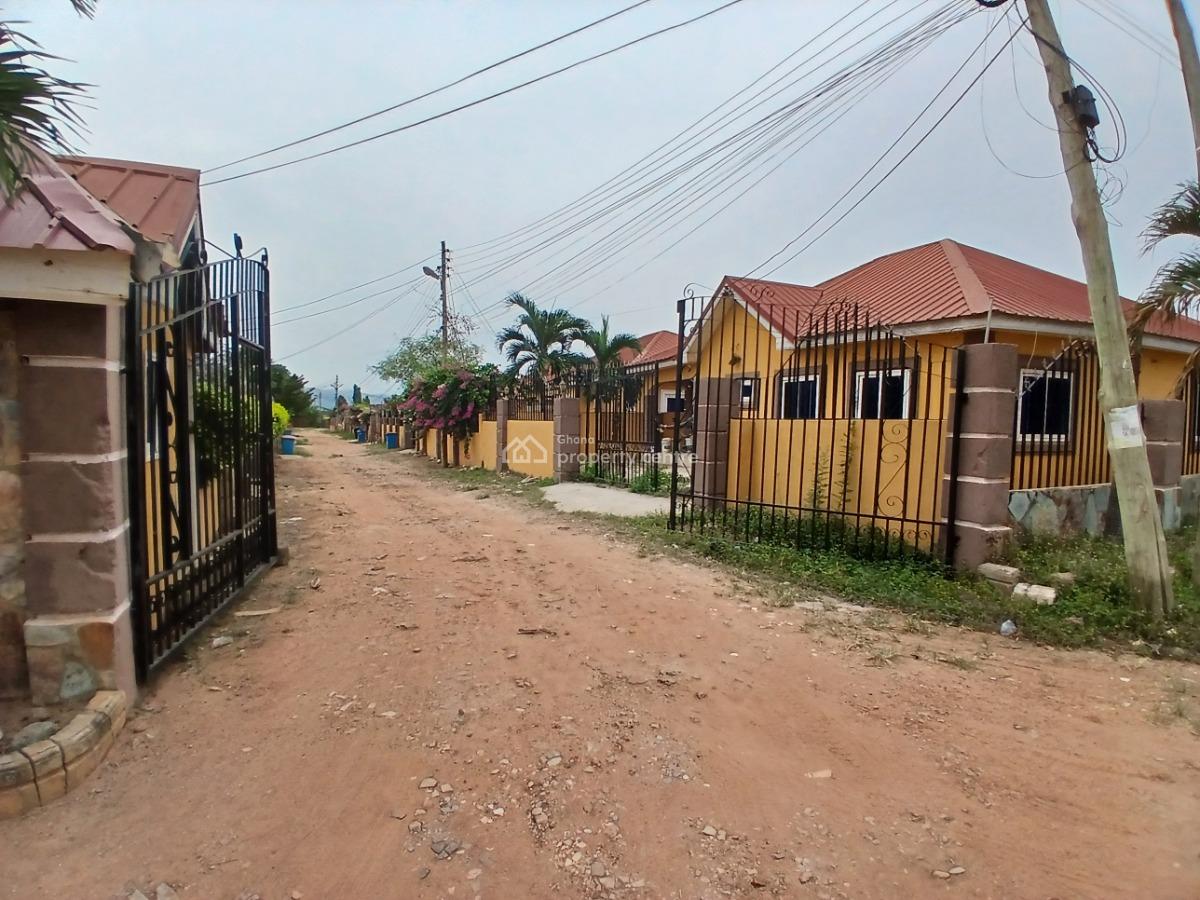 2 Bedroom in a Gated Estate Suitable Commercial Uses., Oyarifa, Adenta Municipal, Accra, Detached Bungalow for Sale