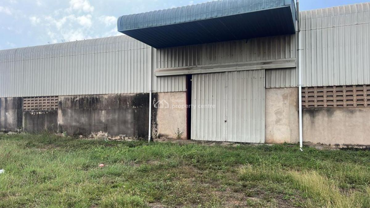 Walled and Gated Warehouse on 5 Acres Land., Tema Free Zones Enclaves, Tema, Accra, Warehouse for Sale