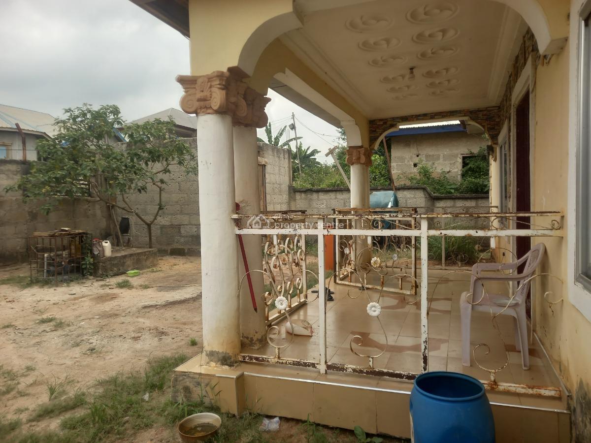 4 Bedrooms, Kenyasi Nwamase, Kumasi Metropolitan, Ashanti, House for Sale
