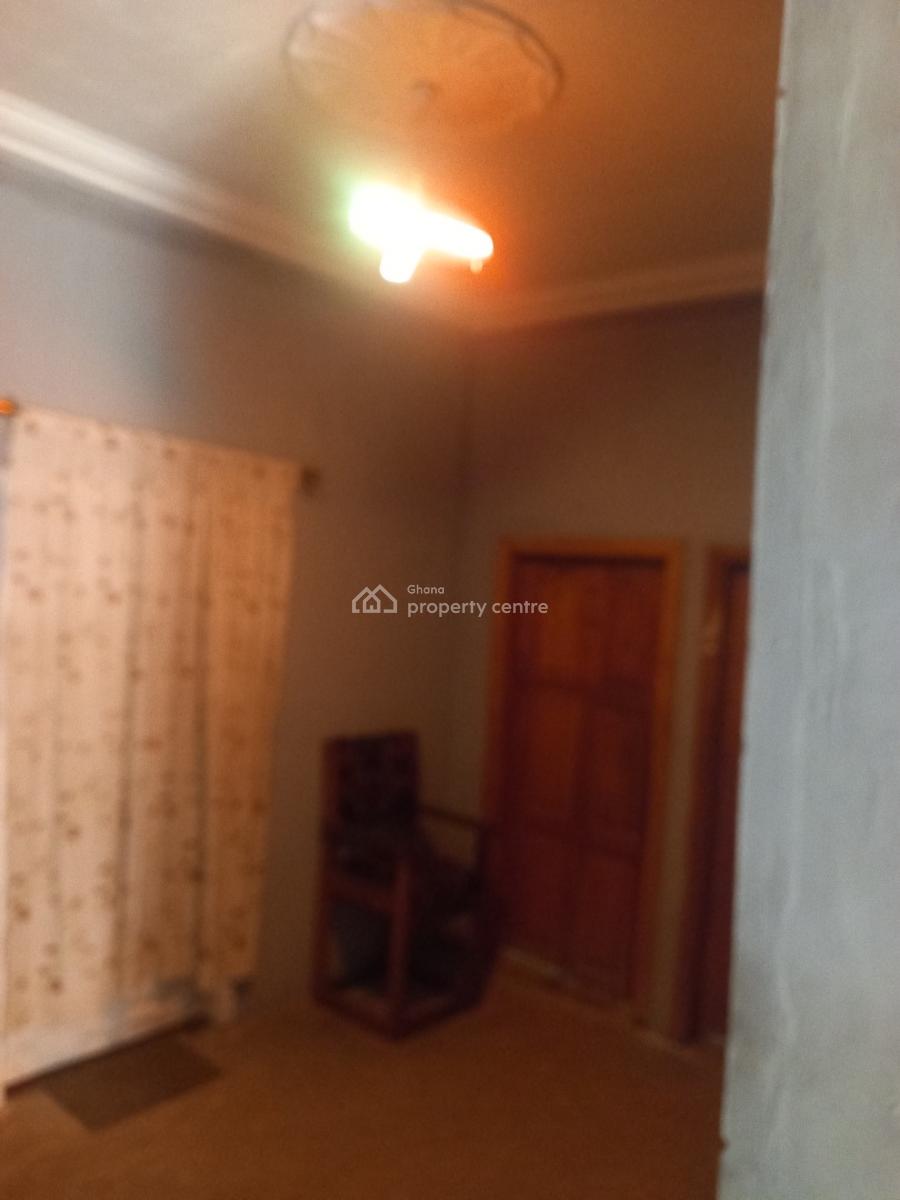 4 Bedrooms, Kenyasi Nwamase, Kumasi Metropolitan, Ashanti, House for Sale