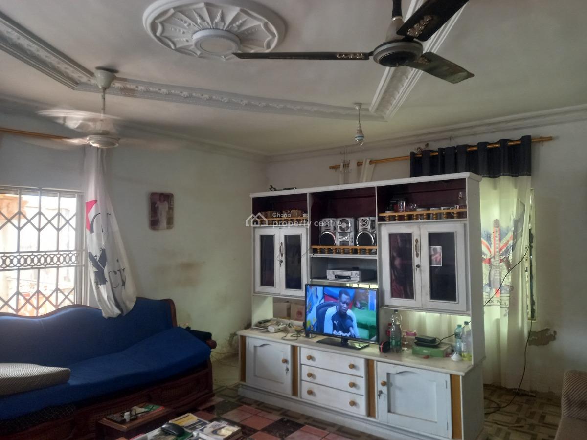 4 Bedrooms, Kenyasi Nwamase, Kumasi Metropolitan, Ashanti, House for Sale