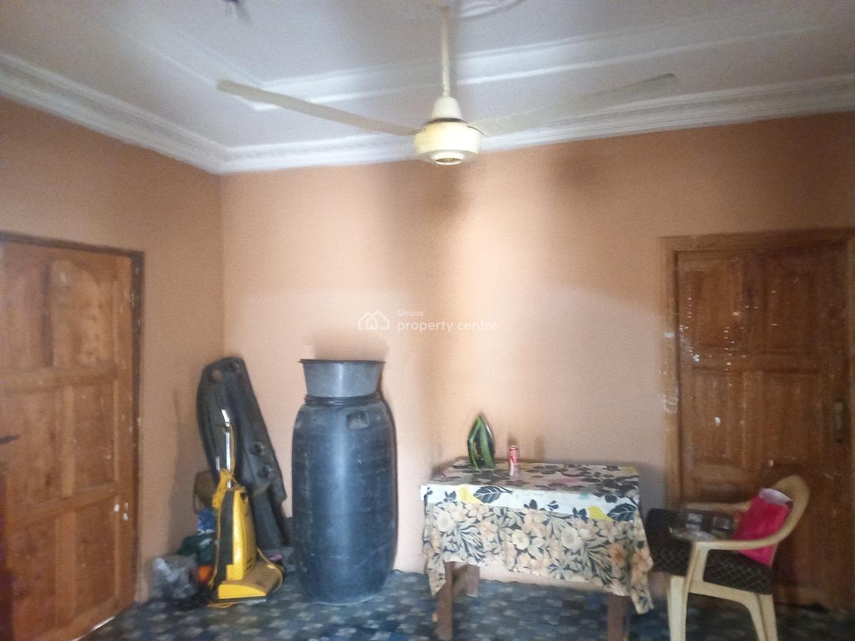 4 Bedrooms, Kenyasi Nwamase, Kumasi Metropolitan, Ashanti, House for Sale