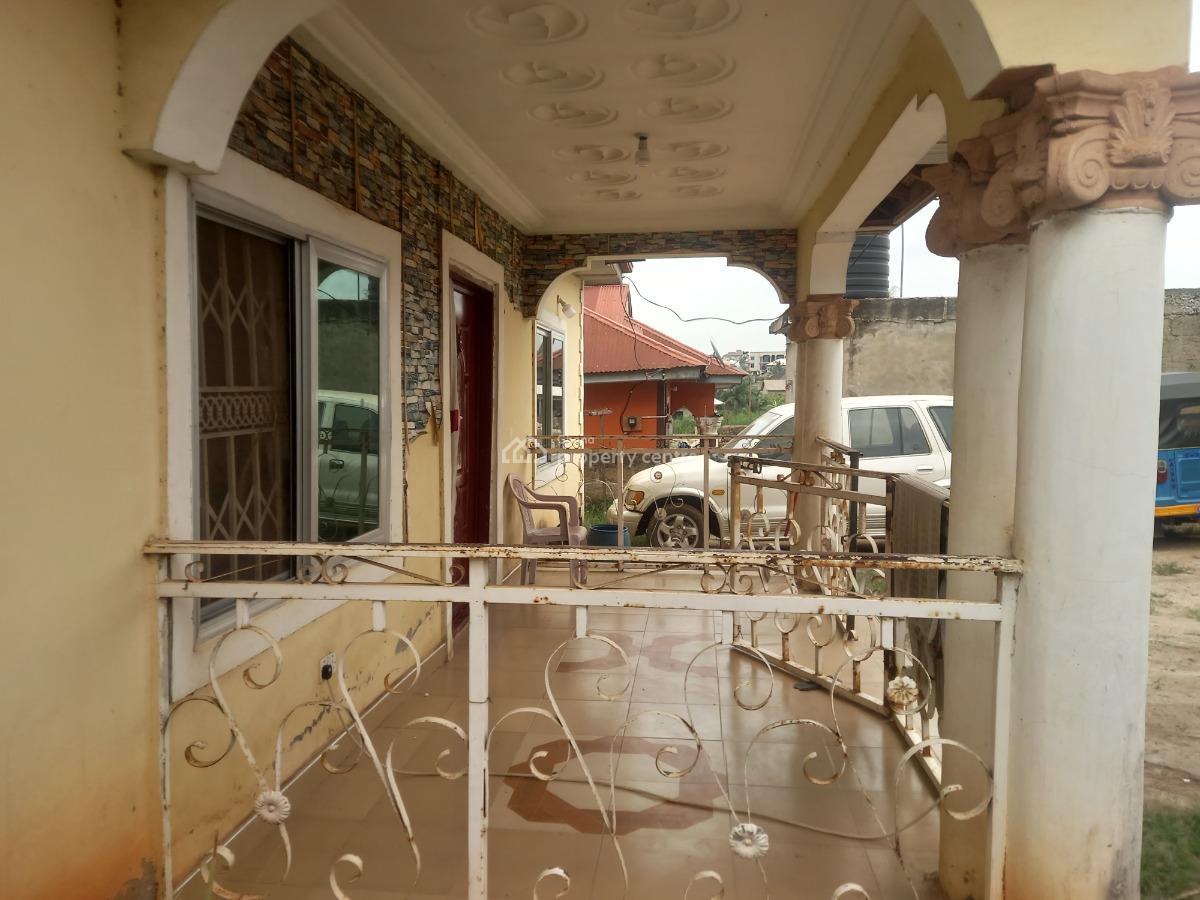 4 Bedrooms, Kenyasi Nwamase, Kumasi Metropolitan, Ashanti, House for Sale