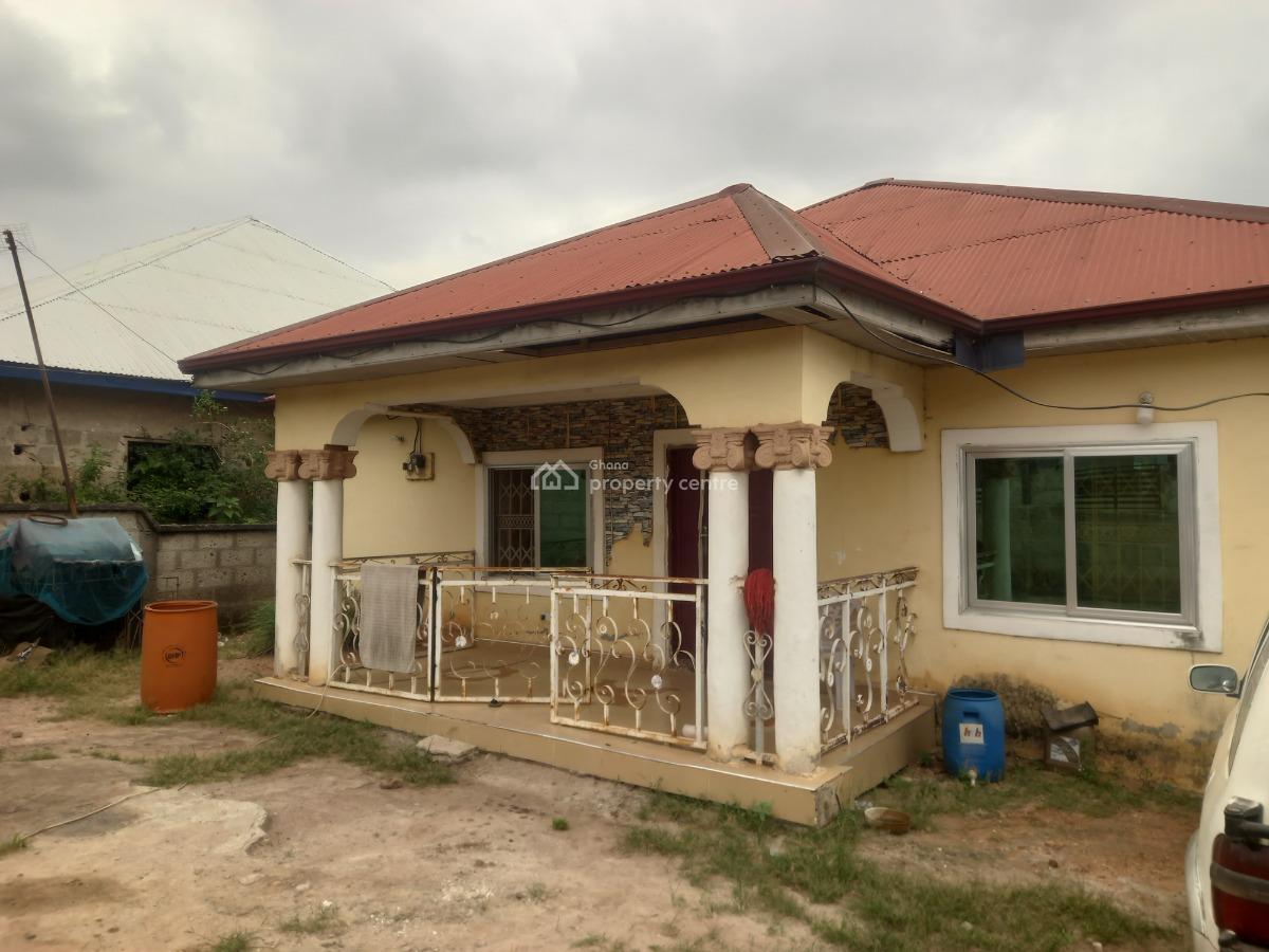4 Bedrooms, Kenyasi Nwamase, Kumasi Metropolitan, Ashanti, House for Sale