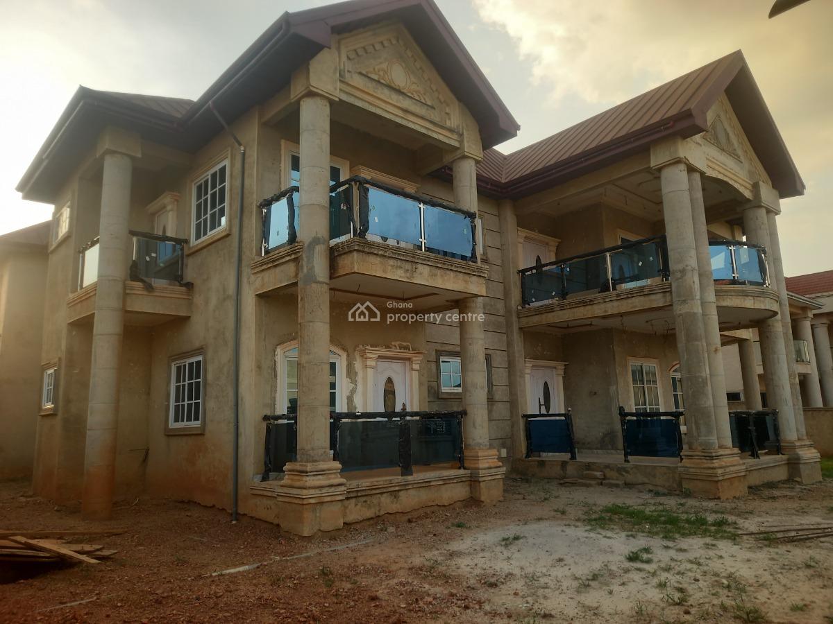 7 Bedrooms, Santasi Road., Kumasi Metropolitan, Ashanti, House for Sale