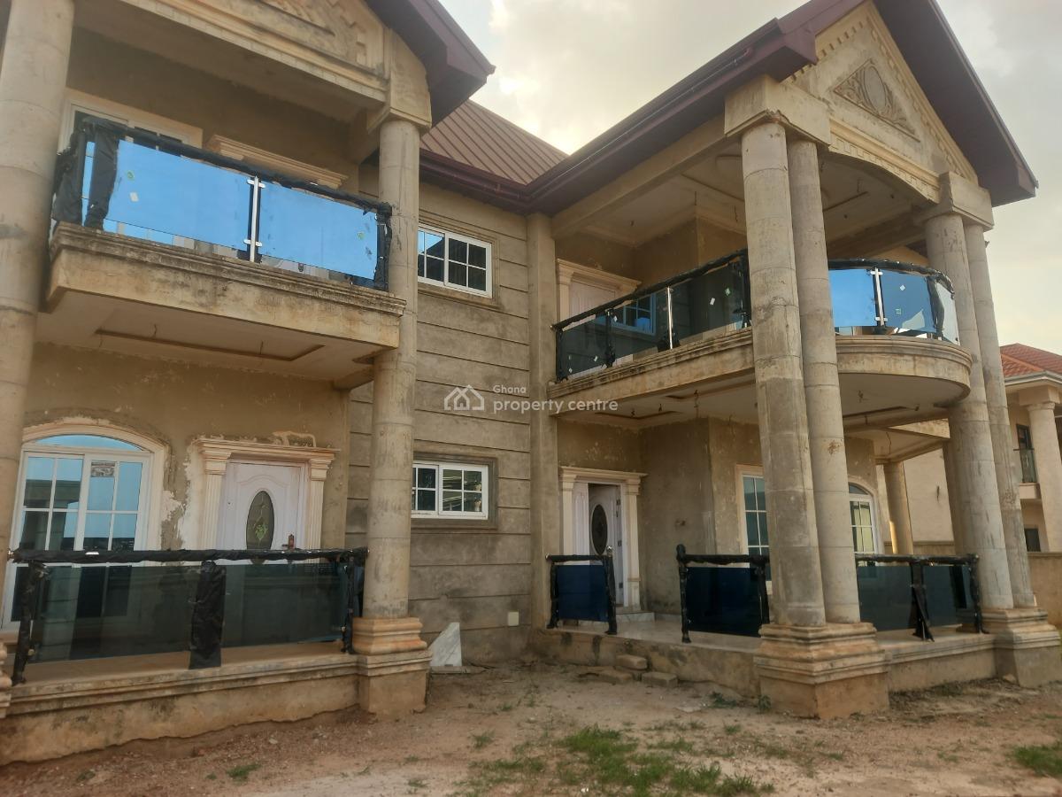 7 Bedrooms, Santasi Road., Kumasi Metropolitan, Ashanti, House for Sale