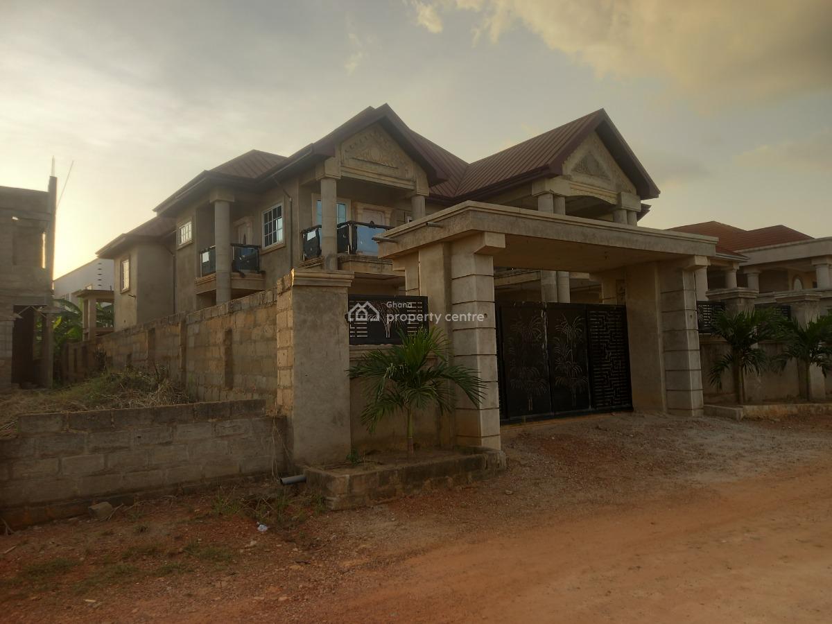 7 Bedrooms, Santasi Road., Kumasi Metropolitan, Ashanti, House for Sale