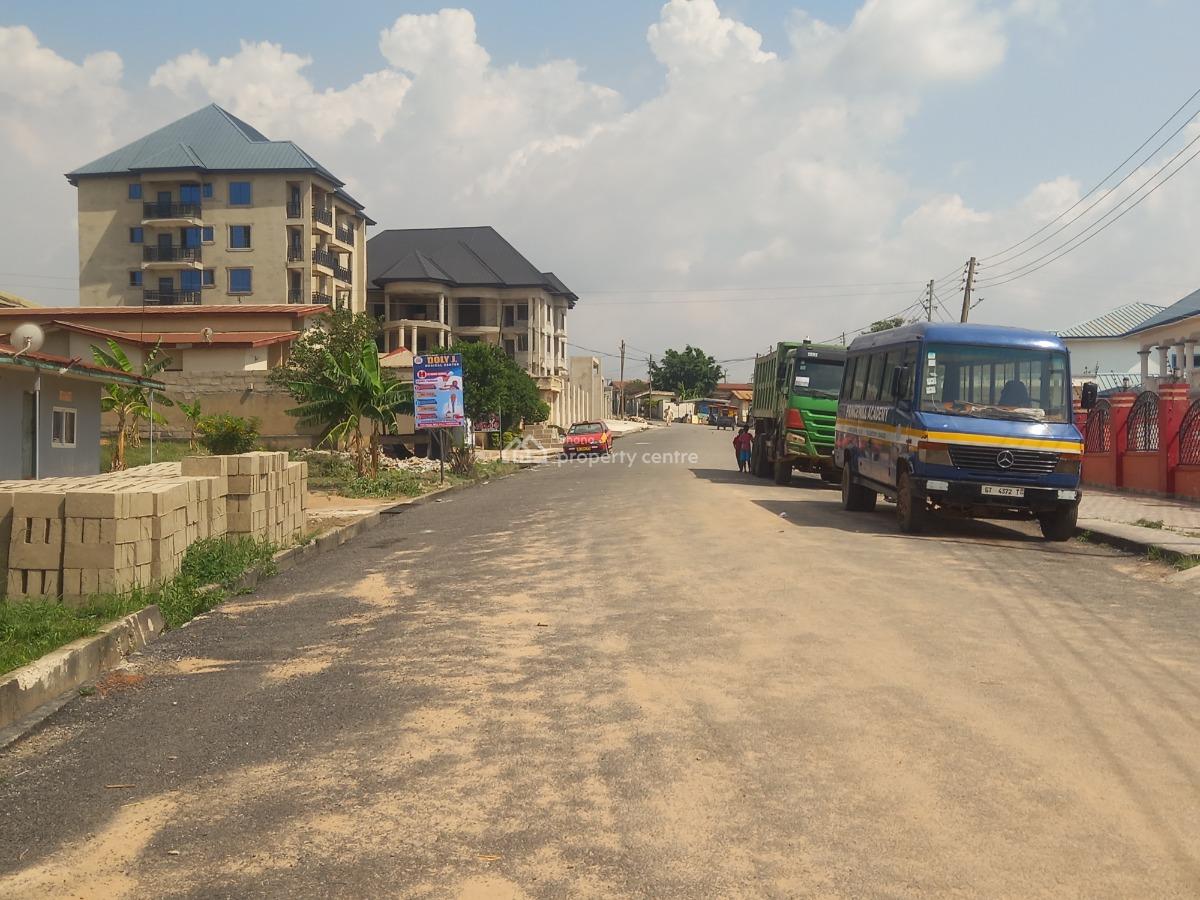 Plot.     ( Kenyasi Bosore), Kenyasi Bosore., Kumasi Metropolitan, Ashanti, Residential Land for Sale