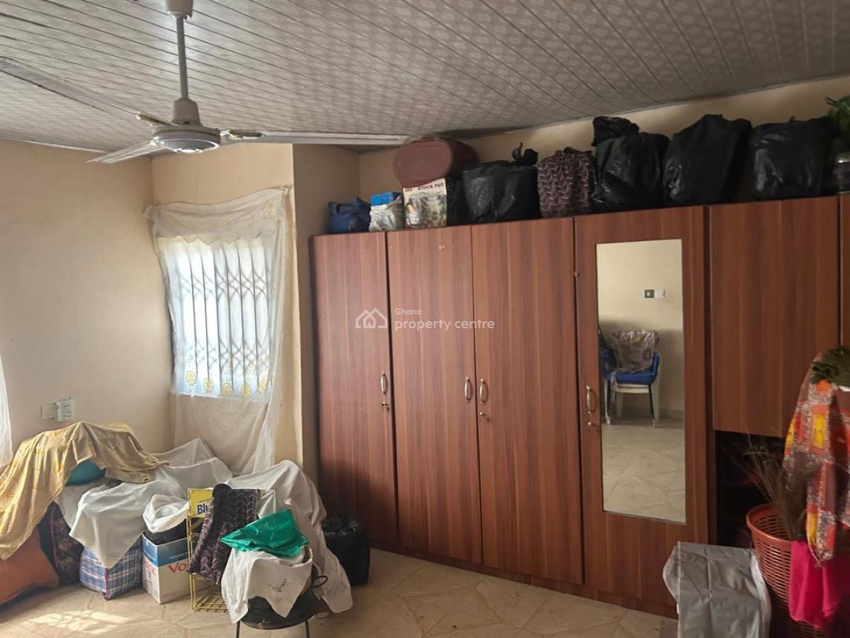 Complete 3 Bedrooms House Plus 3 Shops on 2 Plots, Ngleshie Amanfrom, Ga South Municipal, Accra, Detached Bungalow for Sale