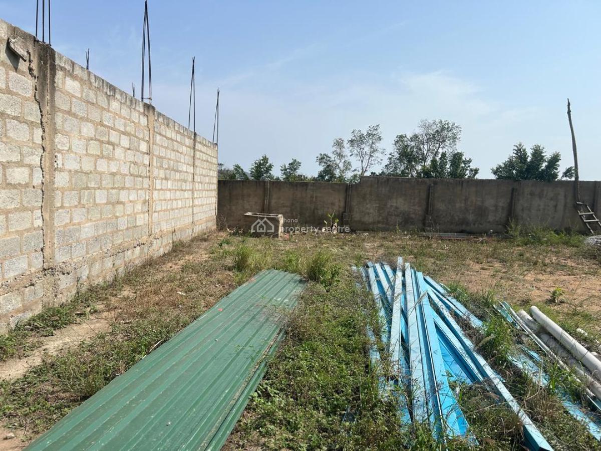 Complete 3 Bedrooms House Plus 3 Shops on 2 Plots, Ngleshie Amanfrom, Ga South Municipal, Accra, Detached Bungalow for Sale