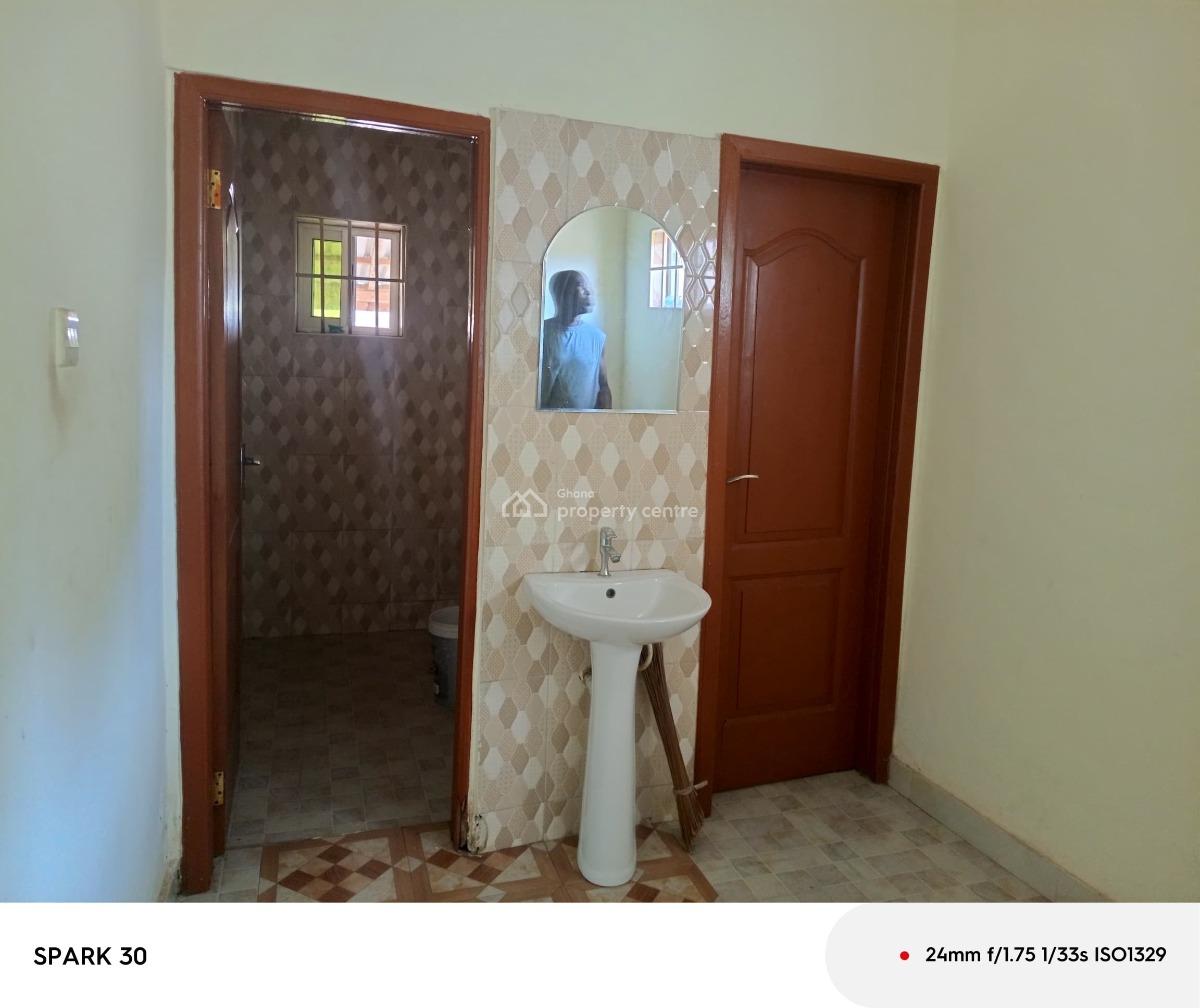 2brm Self Compound / House at Beach Drive Estate, Tuba, Accra, Tuba, Ga South Municipal, Accra, Detached Bungalow for Rent