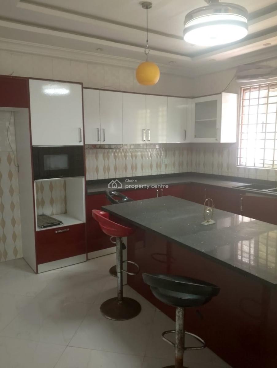 Executive 5master Brm House on Main Road at Gbawe, Accra, Main Road Top Base, Gbawe, Ga South Municipal, Accra, Detached Bungalow for Rent