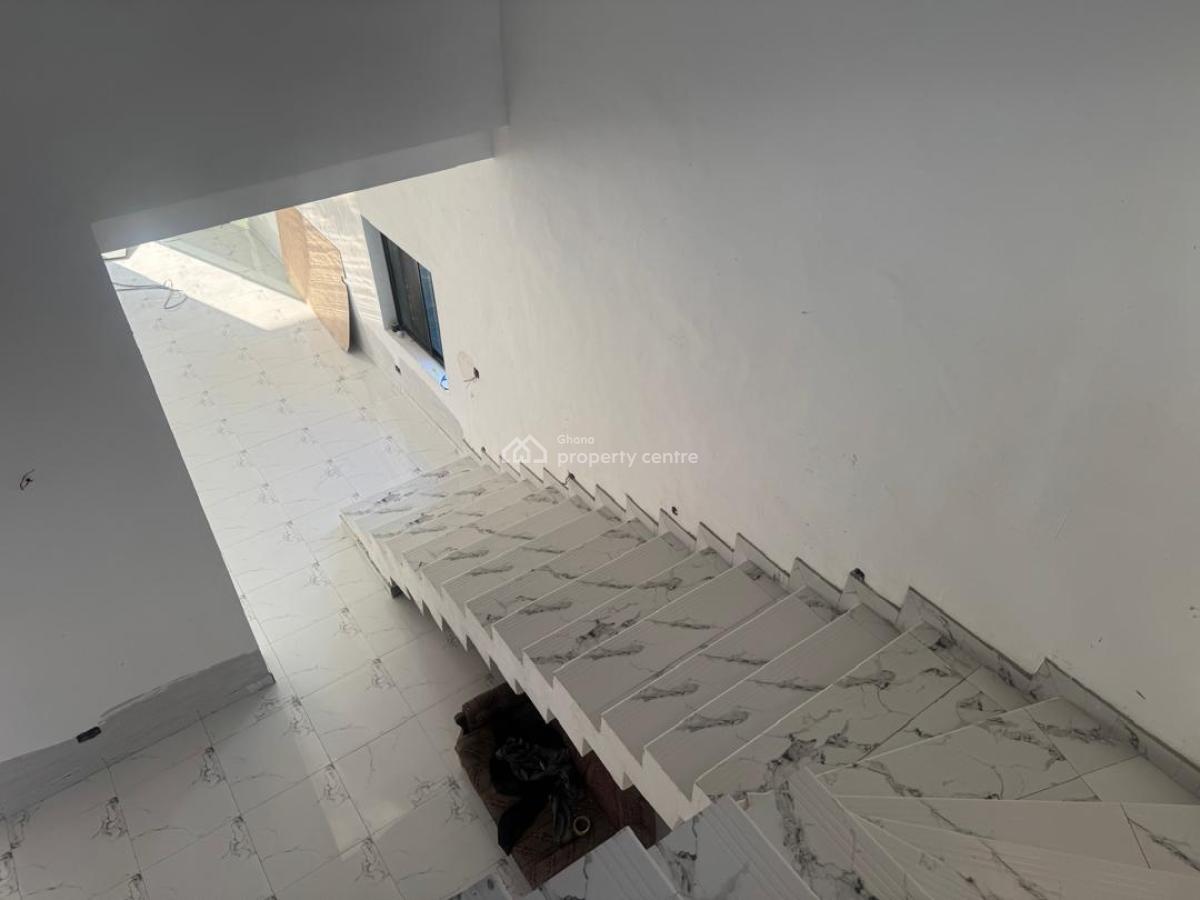 Executive 4 Bedroom, Ga East Municipal, Accra, House for Sale