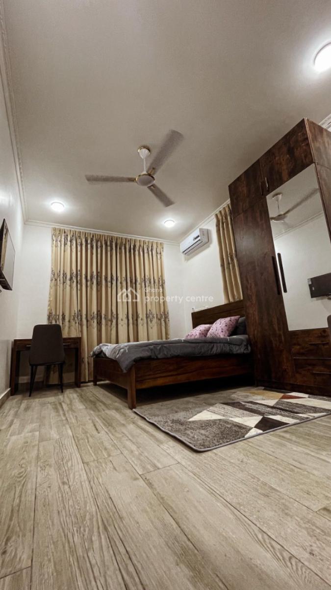 Osu Benjin Clinic, Osu Beijing Clinic Near The Oxford Street, Osu, Accra, Apartment for Rent