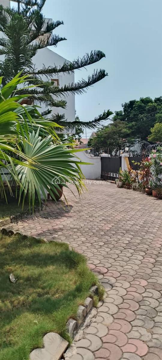 Cantonment Around The Post Office, Cantonment Near The Post Office, Cantonments, Accra, Office Space for Rent