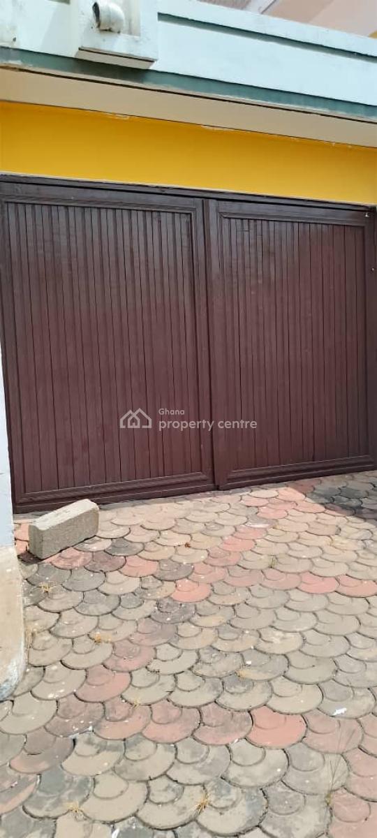 Cantonment Around The Post Office, Cantonment Near The Post Office, Cantonments, Accra, Office Space for Rent
