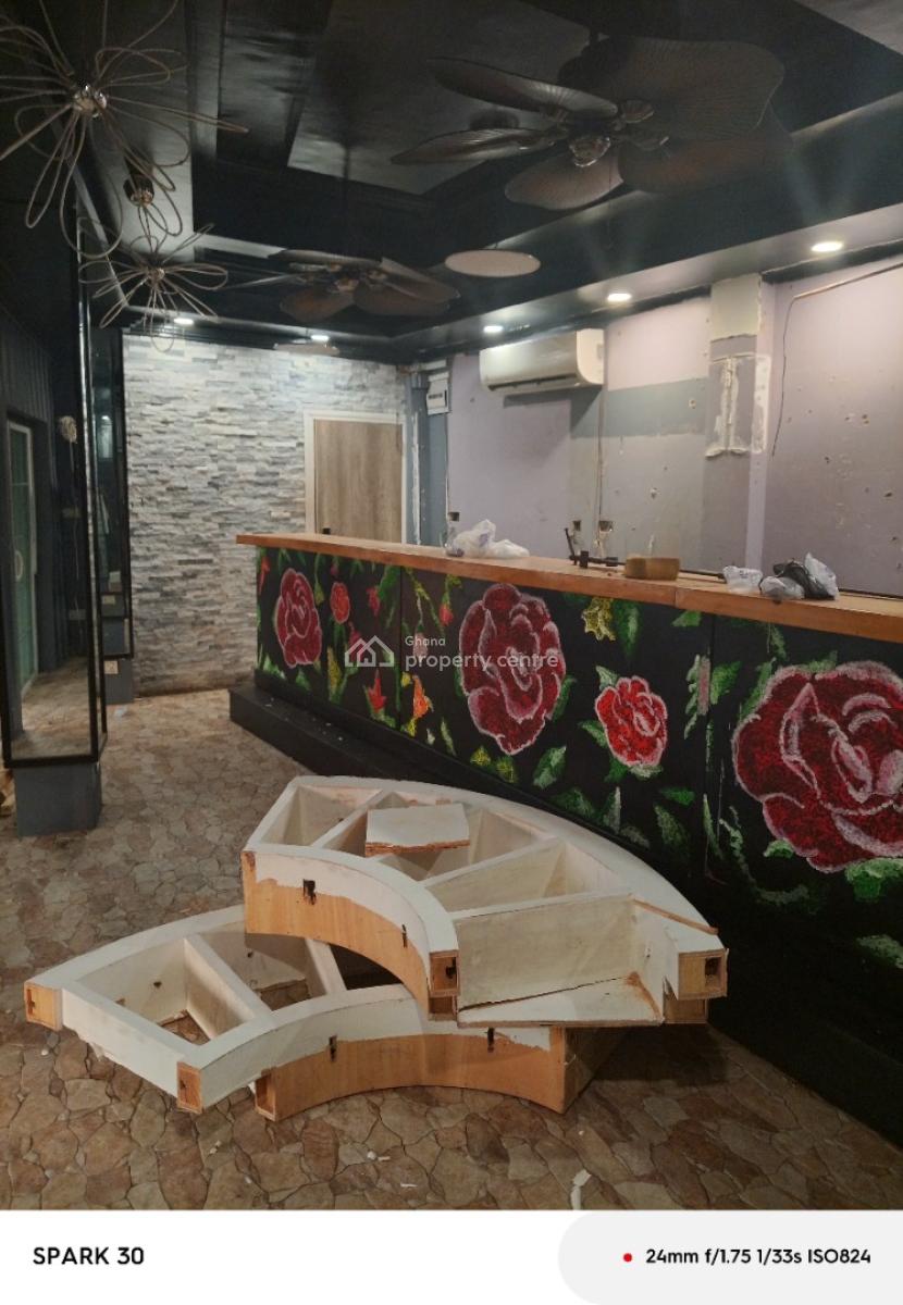 Osu Oxford Street, Osu Oxford Street, Osu, Accra, Restaurant / Bar for Rent