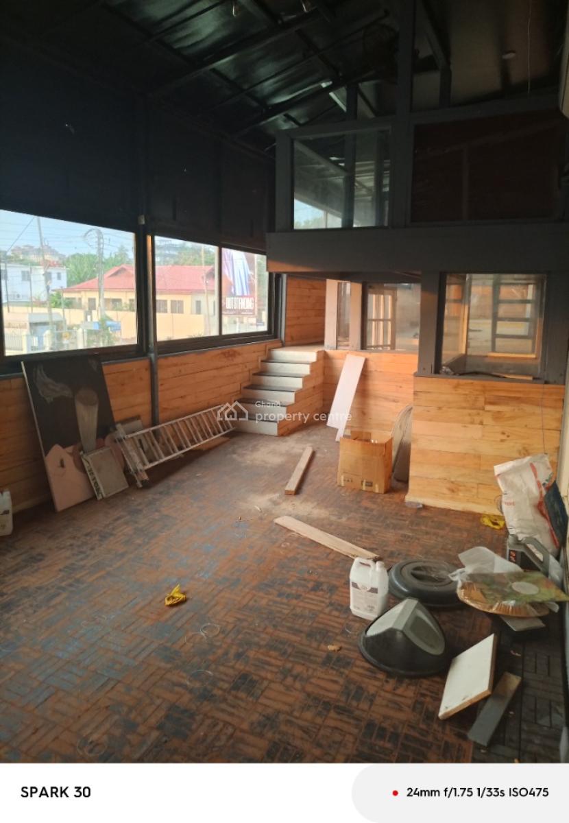 Osu Oxford Street, Osu Oxford Street, Osu, Accra, Restaurant / Bar for Rent