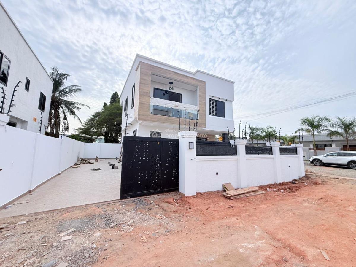 Executive 3 Bedrooms, Baatsonaa, Spintex, Accra, House for Sale