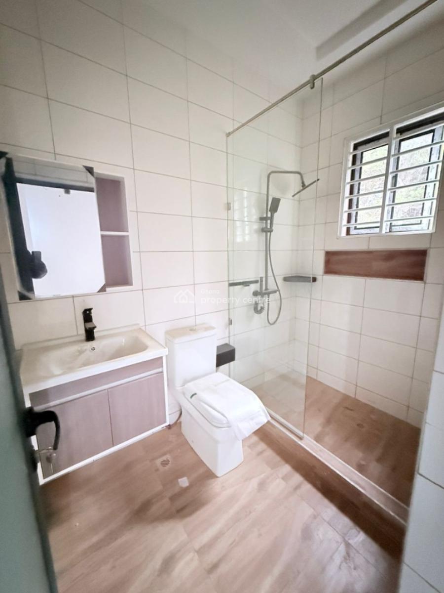 Executive 3 Bedrooms, Baatsonaa, Spintex, Accra, House for Sale