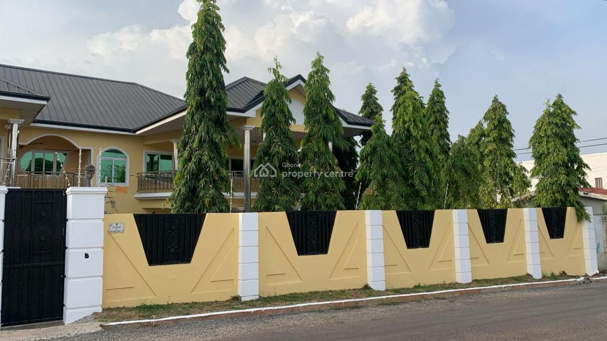 Executive 𝟗 𝐁𝐄𝐃𝐑𝐎𝐎𝐌𝐒, East Legon, Accra, House for Rent