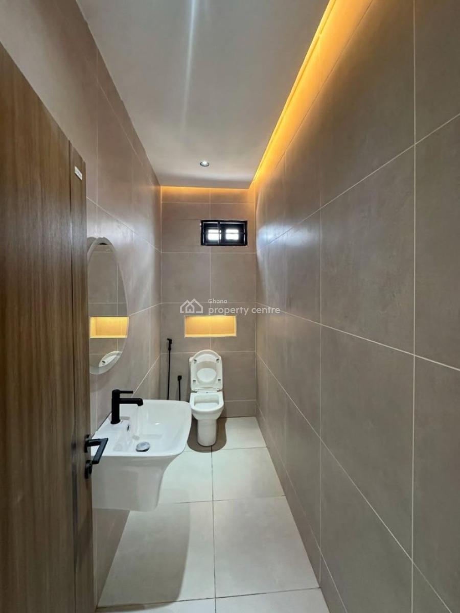 Executive 3 Bedrooms House, Lakeside Estate, Ashaley Botwe, Adenta Municipal, Accra, Detached Bungalow for Sale
