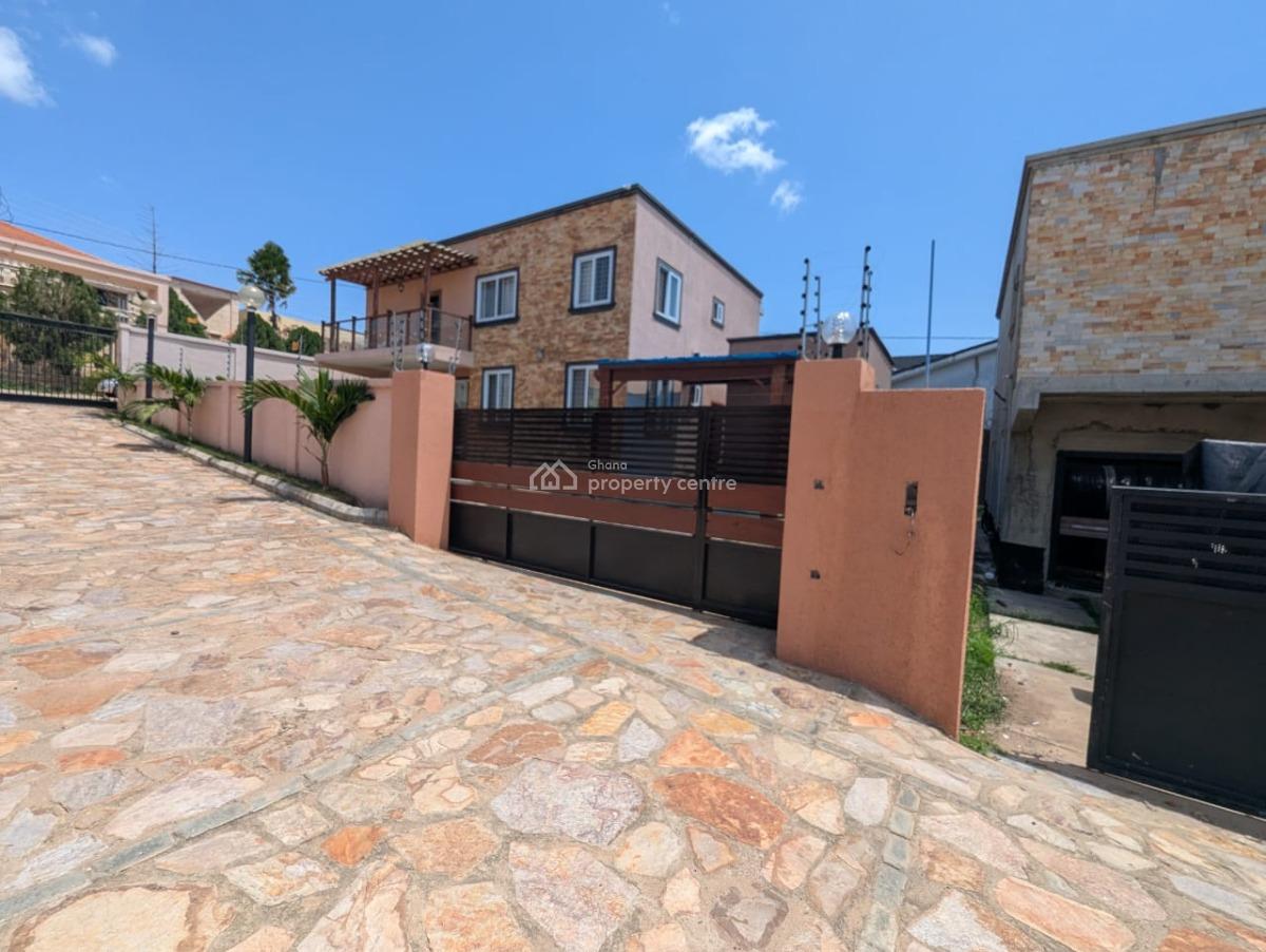 Executive 3-bedroom Townhouse, Forktail Street, Achimota, Achimota, Accra, Detached Duplex for Rent