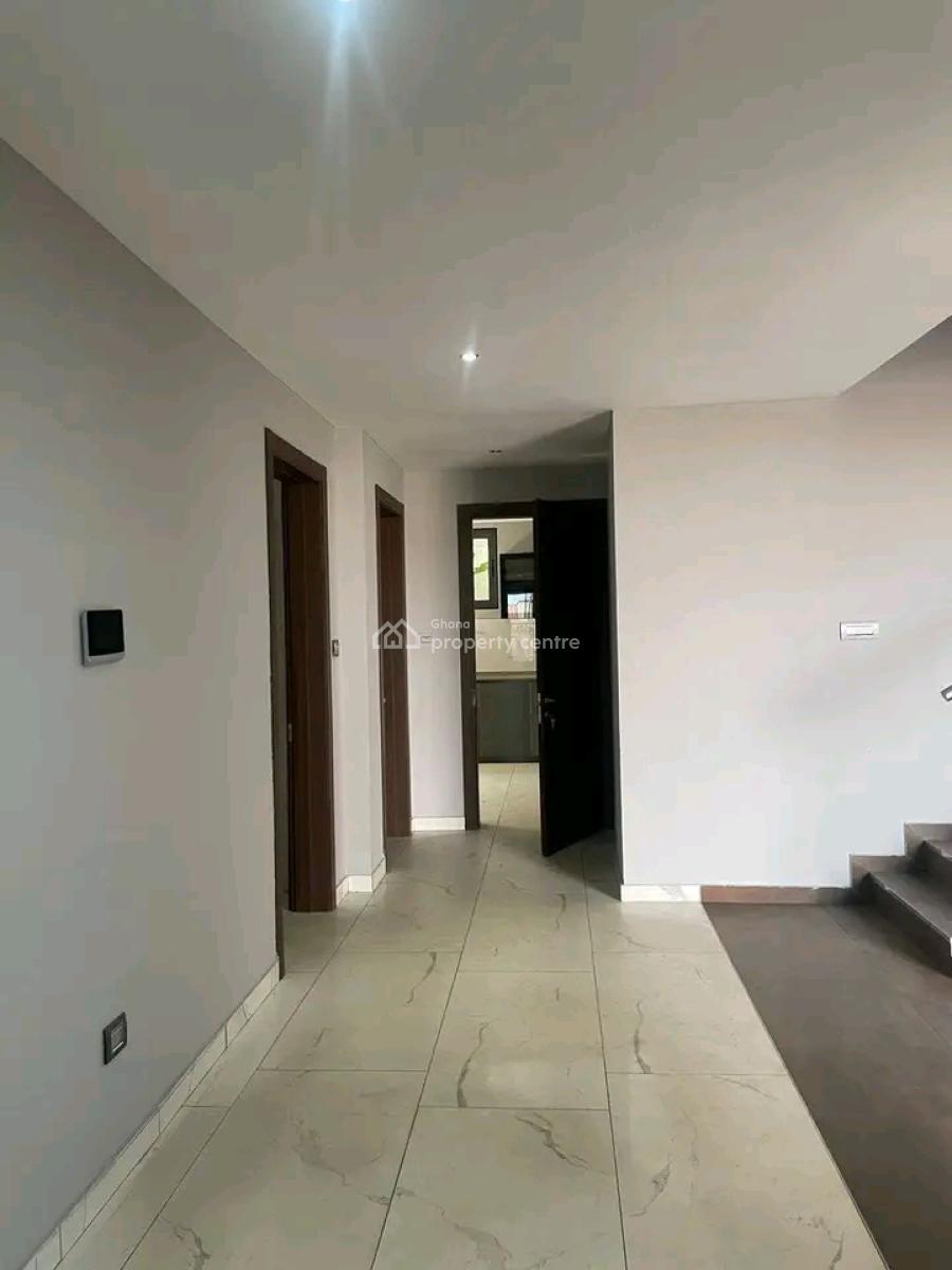 Modern 5-bedroom Townhouse @ East Legon, East Legon, Accra, House for Rent