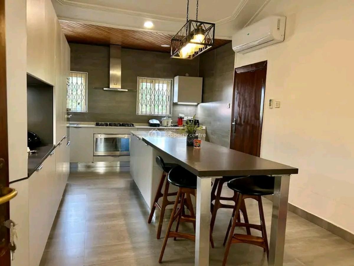Ultra Modern 6-bedroom Townhouse @ Cantonment, Cantonments, Accra, House for Rent