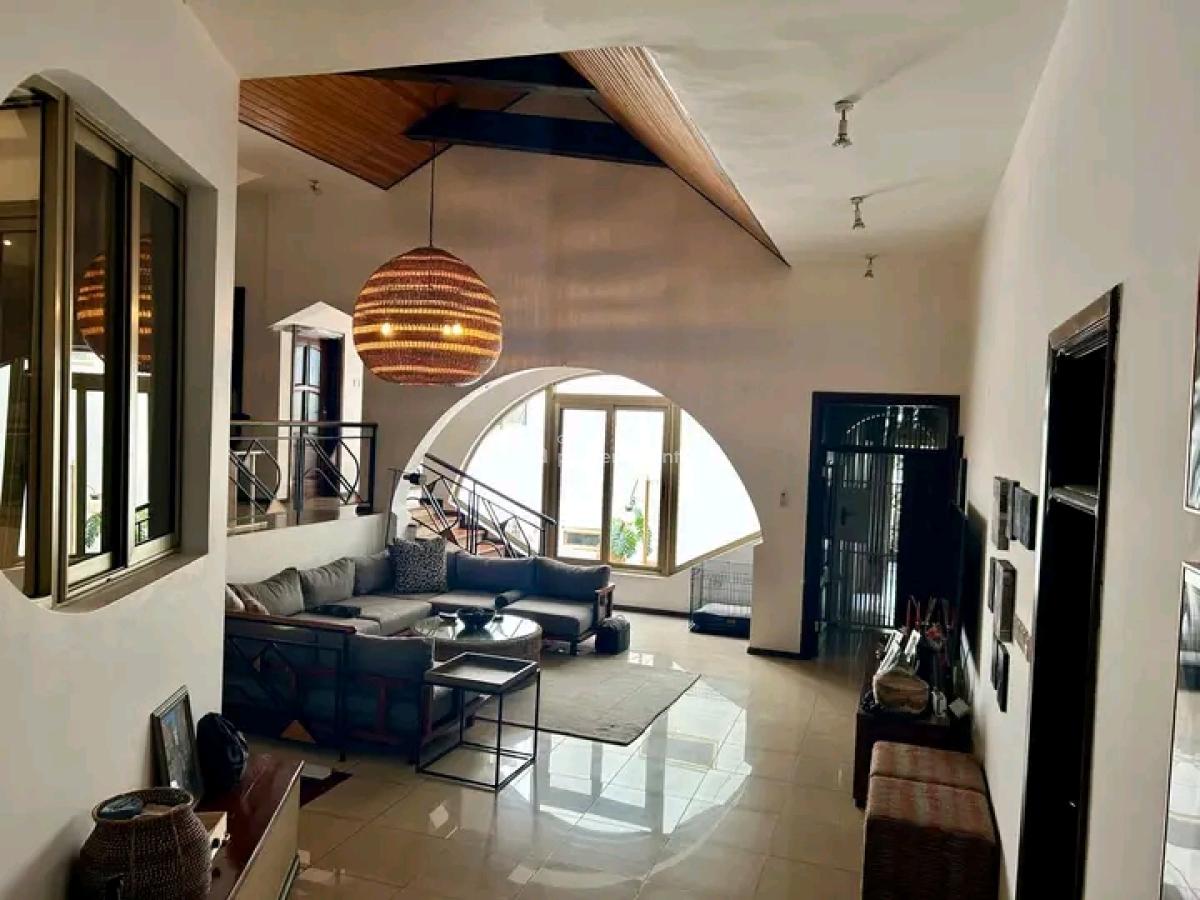Ultra Modern 6-bedroom Townhouse @ Cantonment, Cantonments, Accra, House for Rent