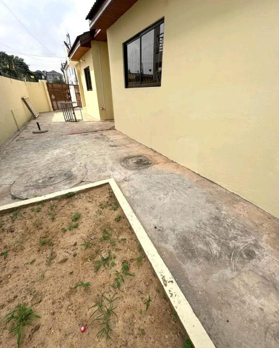 Executive Self-compound 4 Bedroom, Achimota, Accra, House for Rent