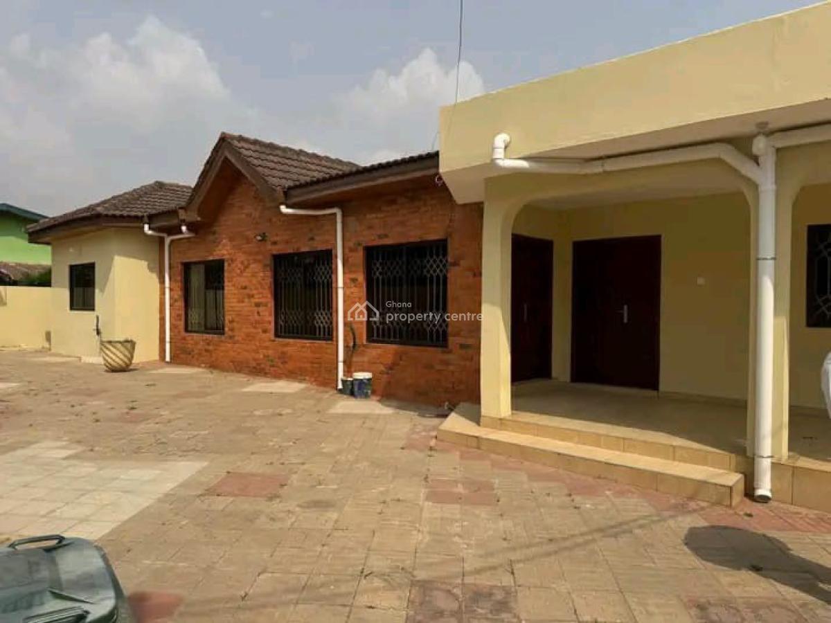 Executive Self-compound 4 Bedroom, Achimota, Accra, House for Rent