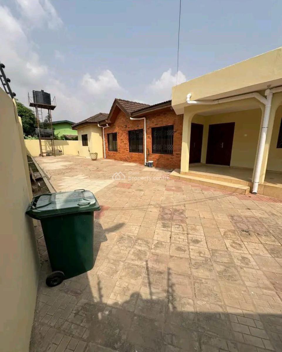 Executive Self-compound 4 Bedroom, Achimota, Accra, House for Rent