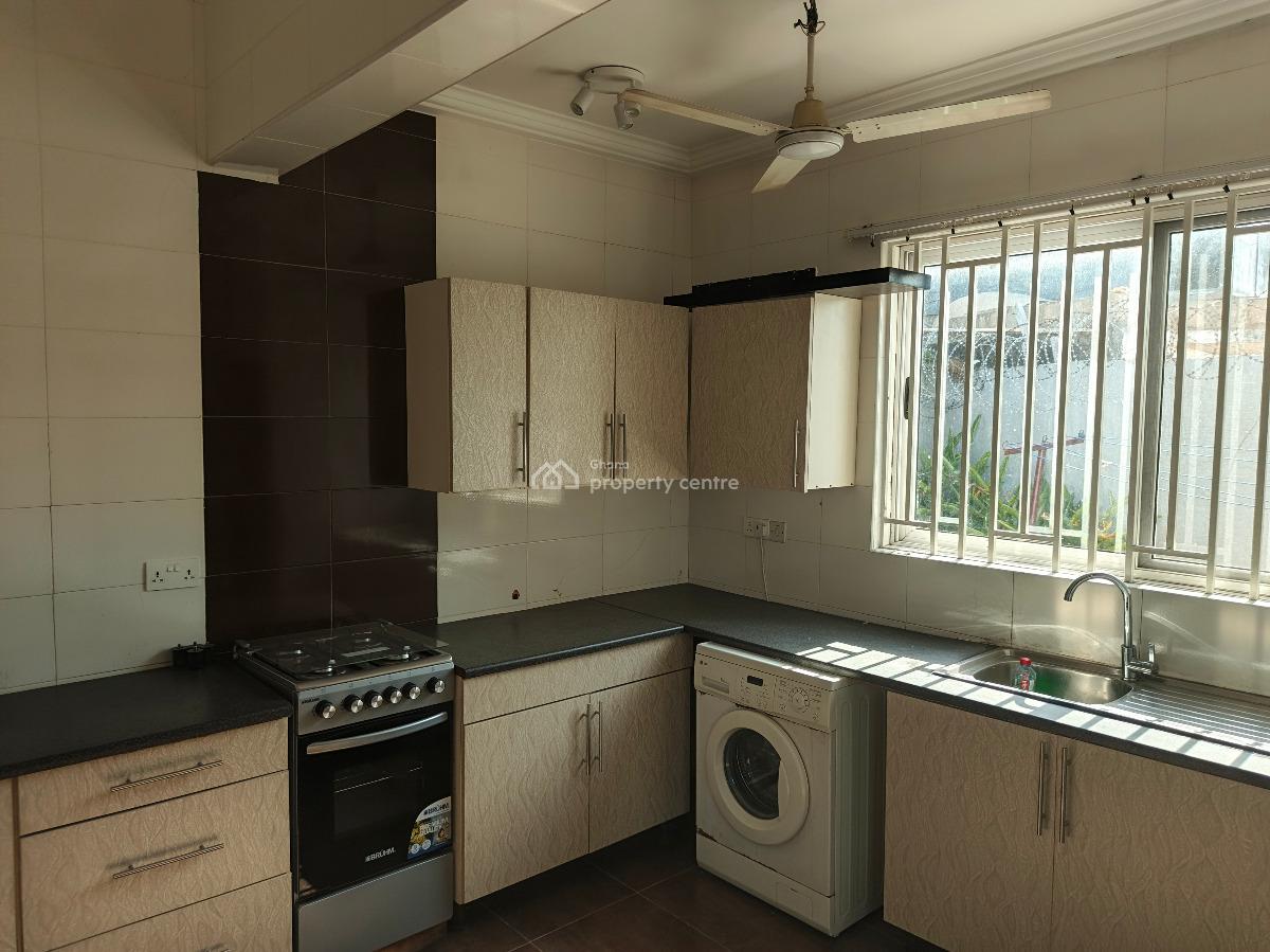 Neat 3bedrooms House in Osu, Osu, Osu, Accra, House for Rent