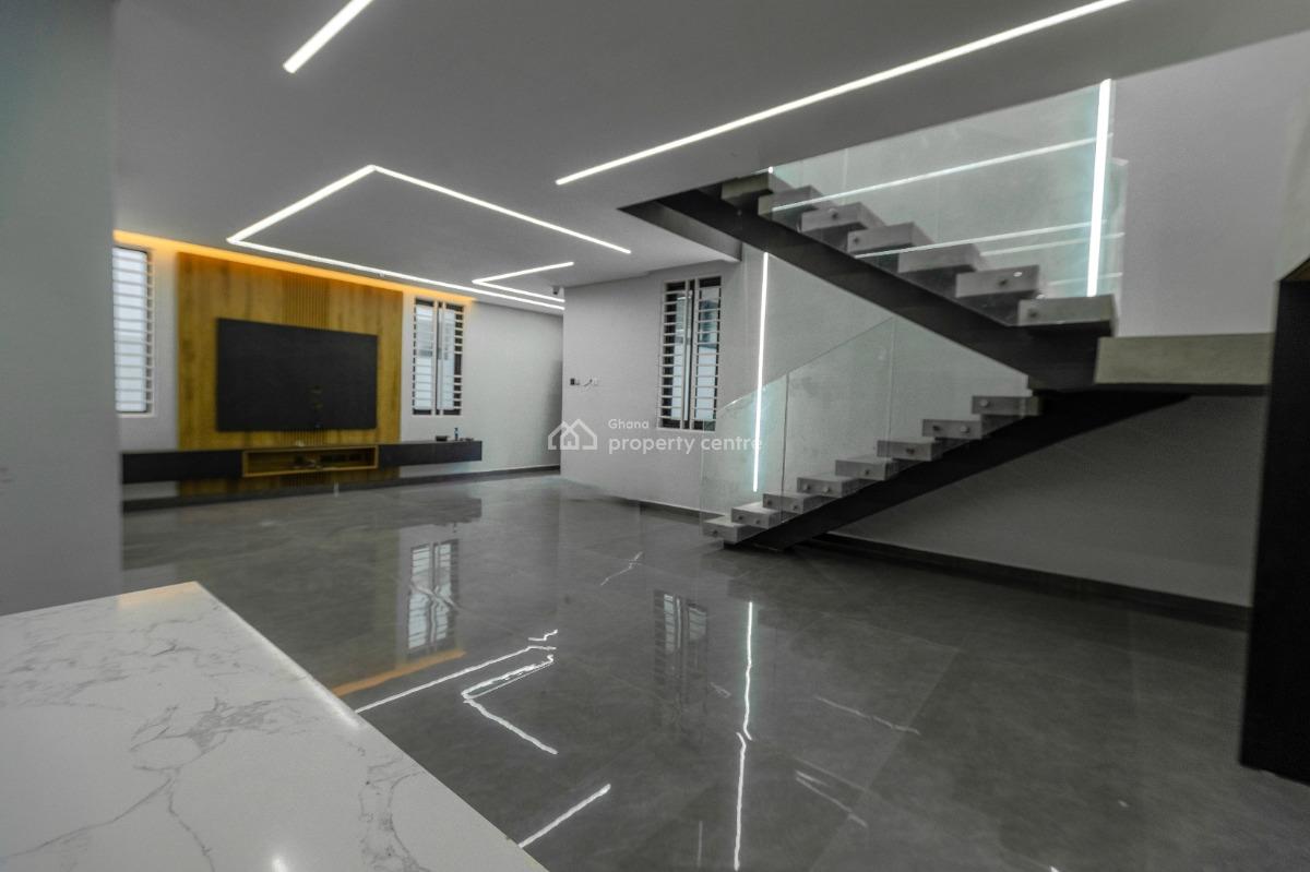 3 Bedroom House with a Boys Quarters at Tse Addo, Tse Addo, Accra Metropolitan, Accra, House for Sale