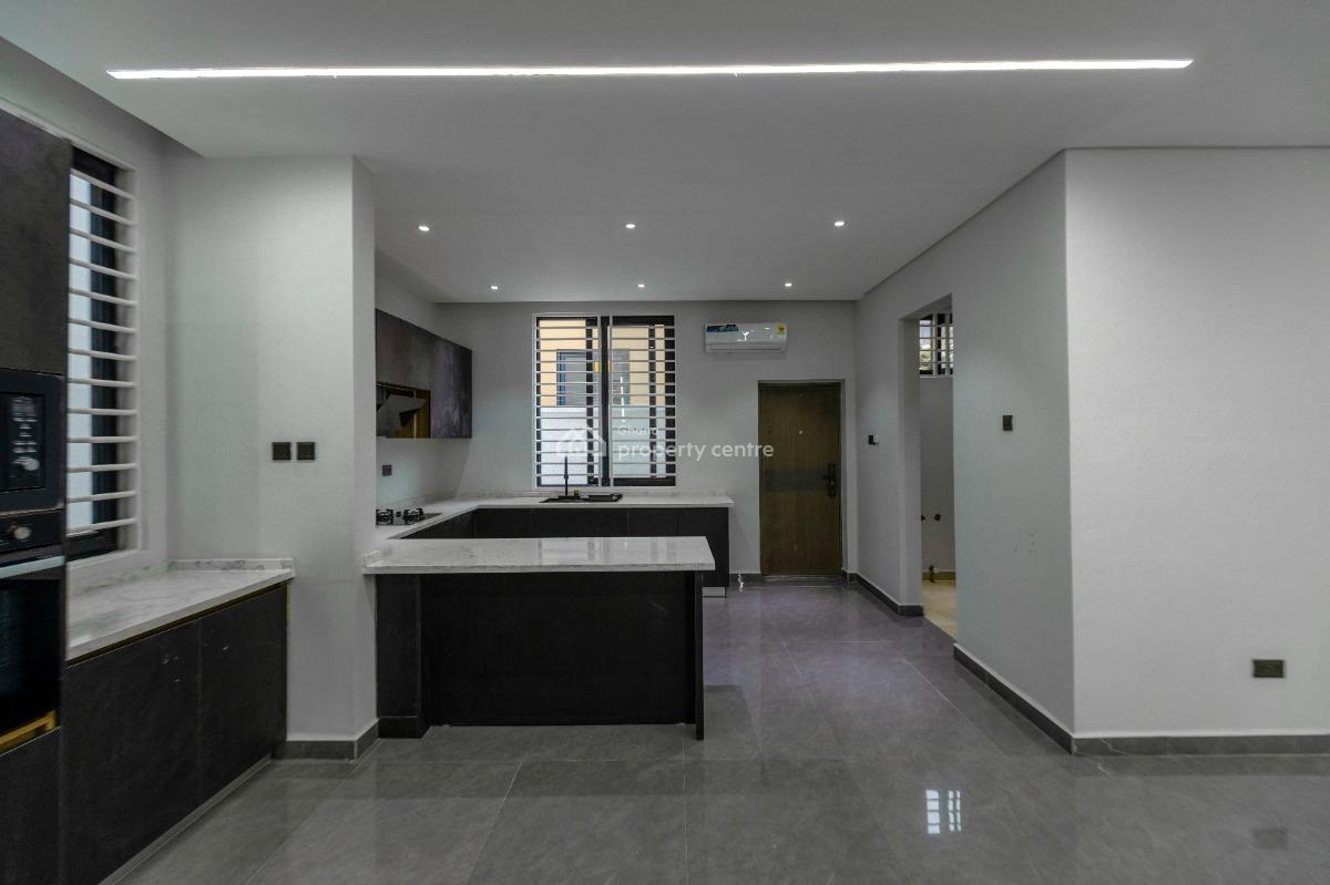 3 Bedroom House with a Boys Quarters at Tse Addo, Tse Addo, Accra Metropolitan, Accra, House for Sale