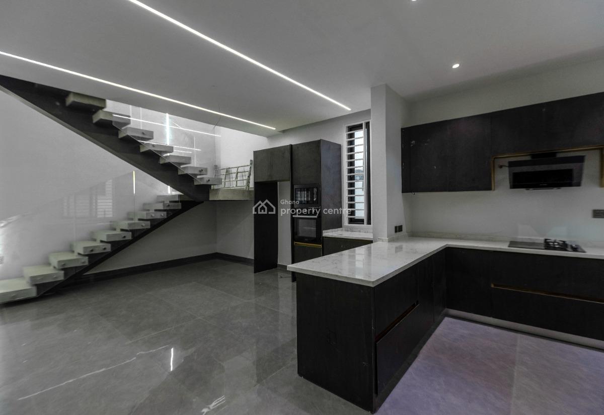 3 Bedroom House with a Boys Quarters at Tse Addo, Tse Addo, Accra Metropolitan, Accra, House for Sale