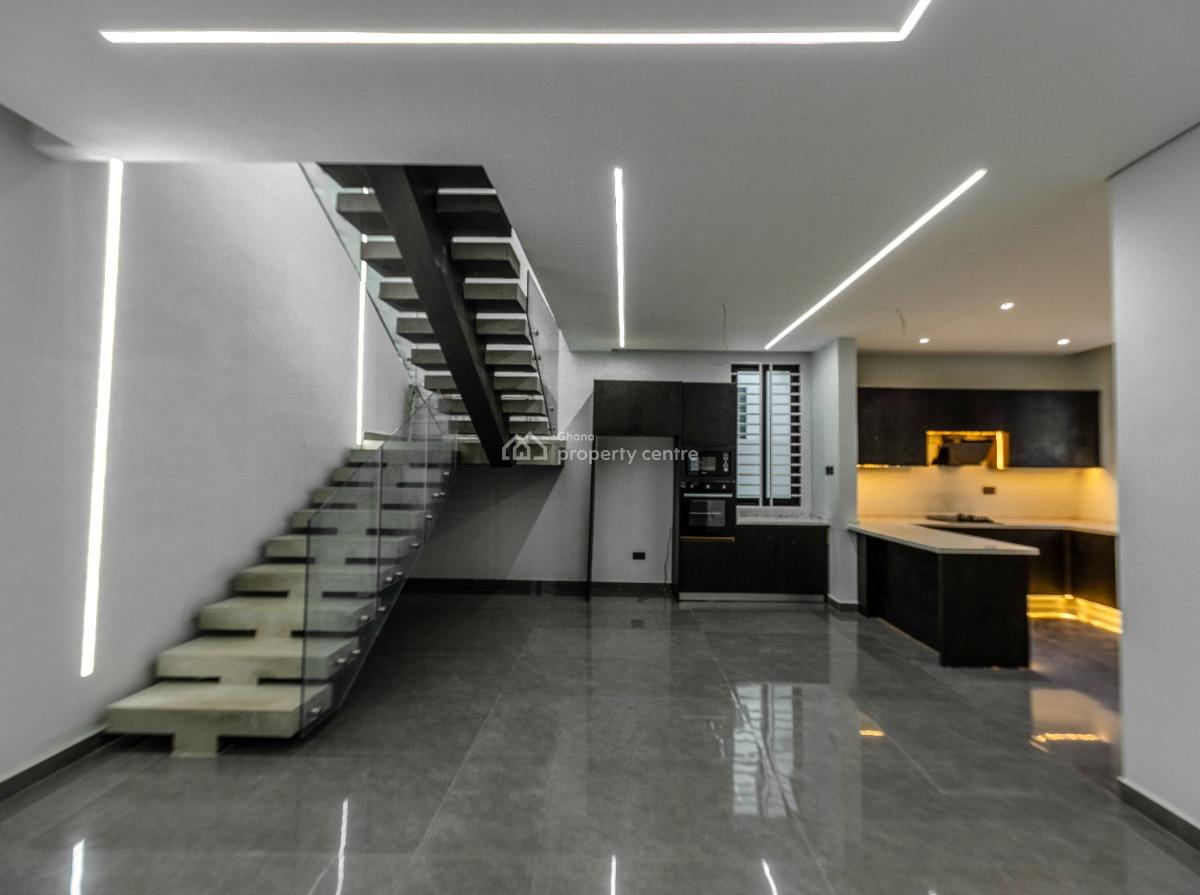 3 Bedroom House with a Boys Quarters at Tse Addo, Tse Addo, Accra Metropolitan, Accra, House for Sale