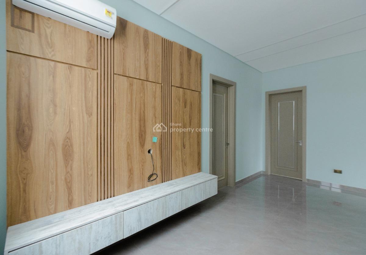 3 Bedroom House with a Boys Quarters at Tse Addo, Tse Addo, Accra Metropolitan, Accra, House for Sale