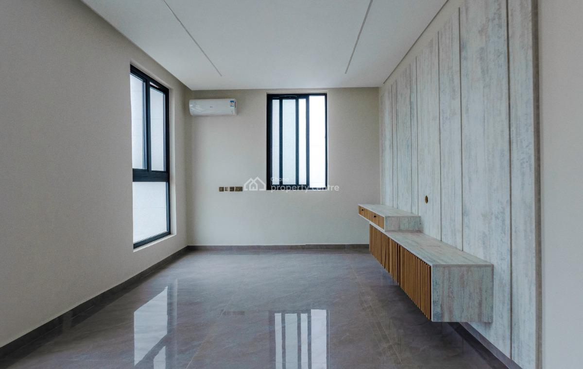 3 Bedroom House with a Boys Quarters at Tse Addo, Tse Addo, Accra Metropolitan, Accra, House for Sale