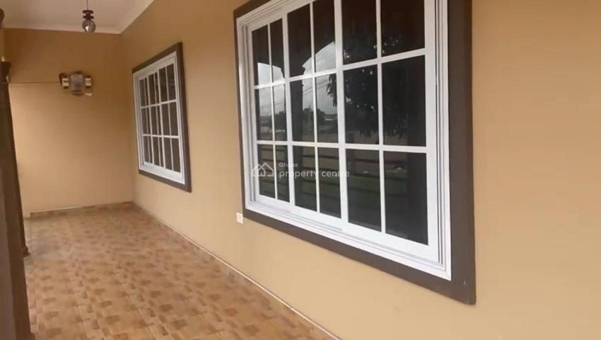 4 Bedroom House @ Oyibi Near Valley View University -off Adenta Road, Oyibi Near Adenta, Kpone, Kpone Katamanso, Accra, Townhouse for Sale
