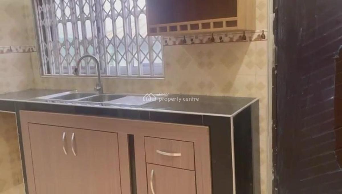 4 Bedroom House @ Oyibi Near Valley View University -off Adenta Road, Oyibi Near Adenta, Kpone, Kpone Katamanso, Accra, Townhouse for Sale